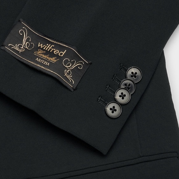 Aritzia Wilfred Classic Black Single Breasted Blazer - Picture 2 of 3